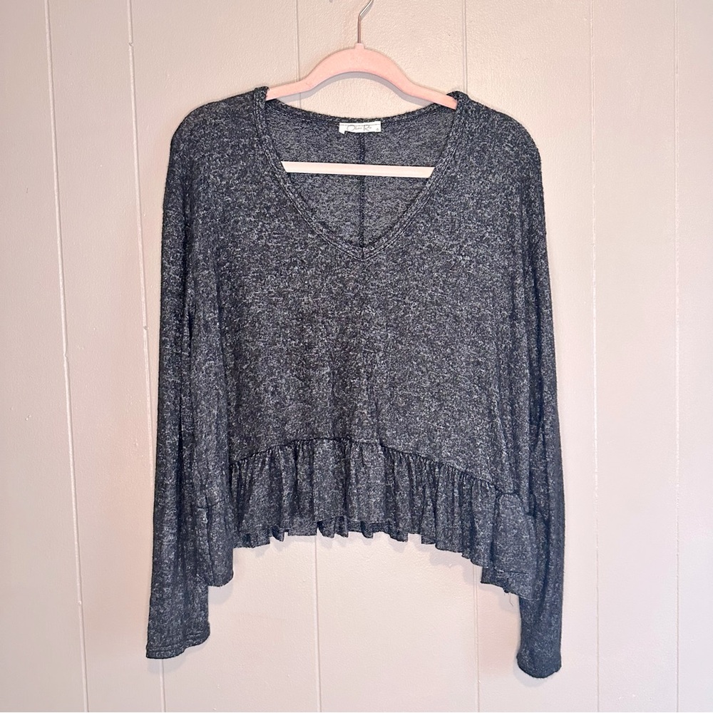 Olivia Rae Long Sleeve Top With Ruffle Detail Size Medium